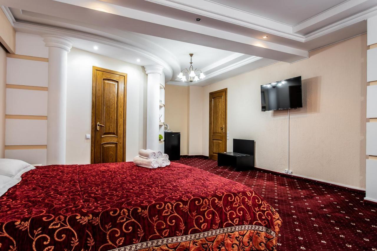 צ'יסינאו Star Rent Hotel מראה חיצוני תמונה