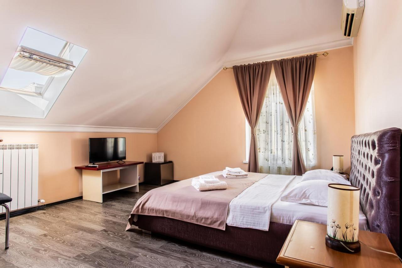 צ'יסינאו Star Rent Hotel מראה חיצוני תמונה