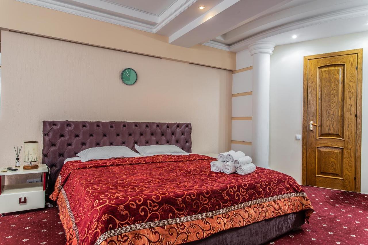 צ'יסינאו Star Rent Hotel מראה חיצוני תמונה