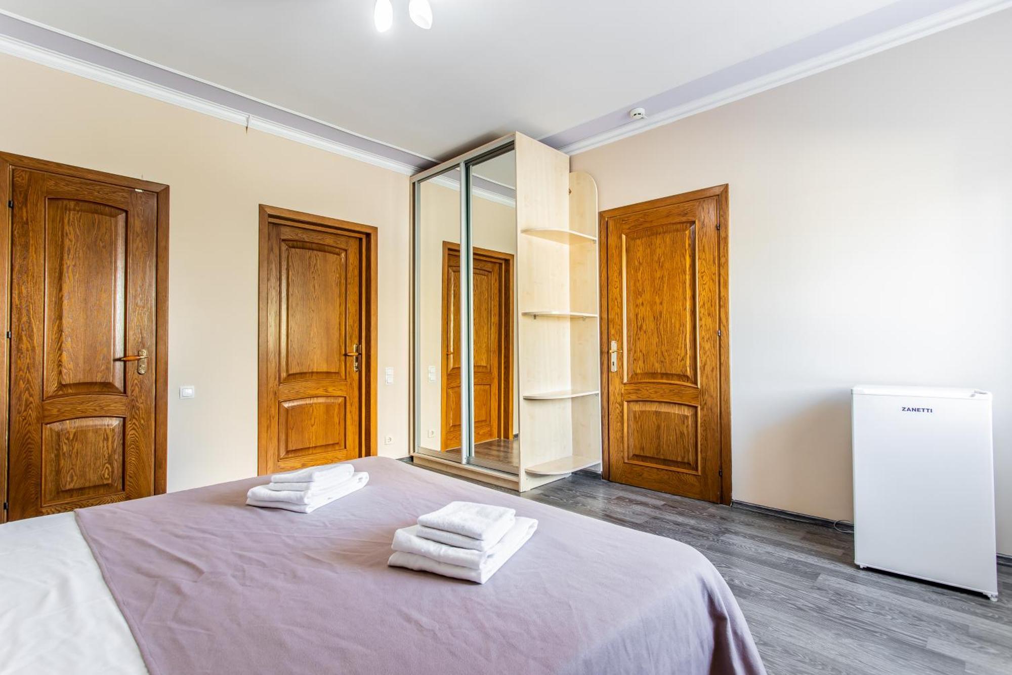 צ'יסינאו Star Rent Hotel מראה חיצוני תמונה
