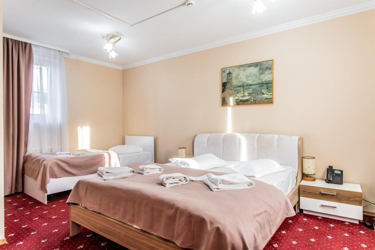 צ'יסינאו Star Rent Hotel מראה חיצוני תמונה