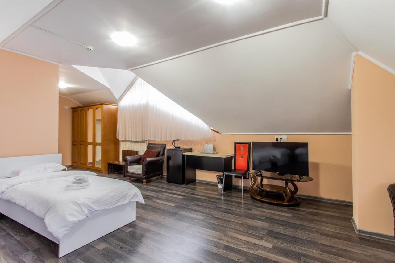צ'יסינאו Star Rent Hotel מראה חיצוני תמונה