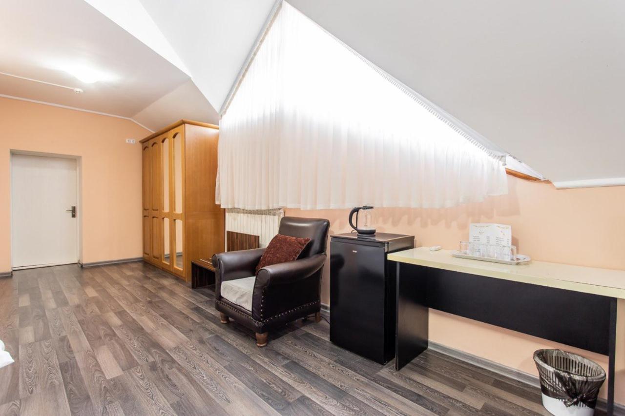 צ'יסינאו Star Rent Hotel מראה חיצוני תמונה