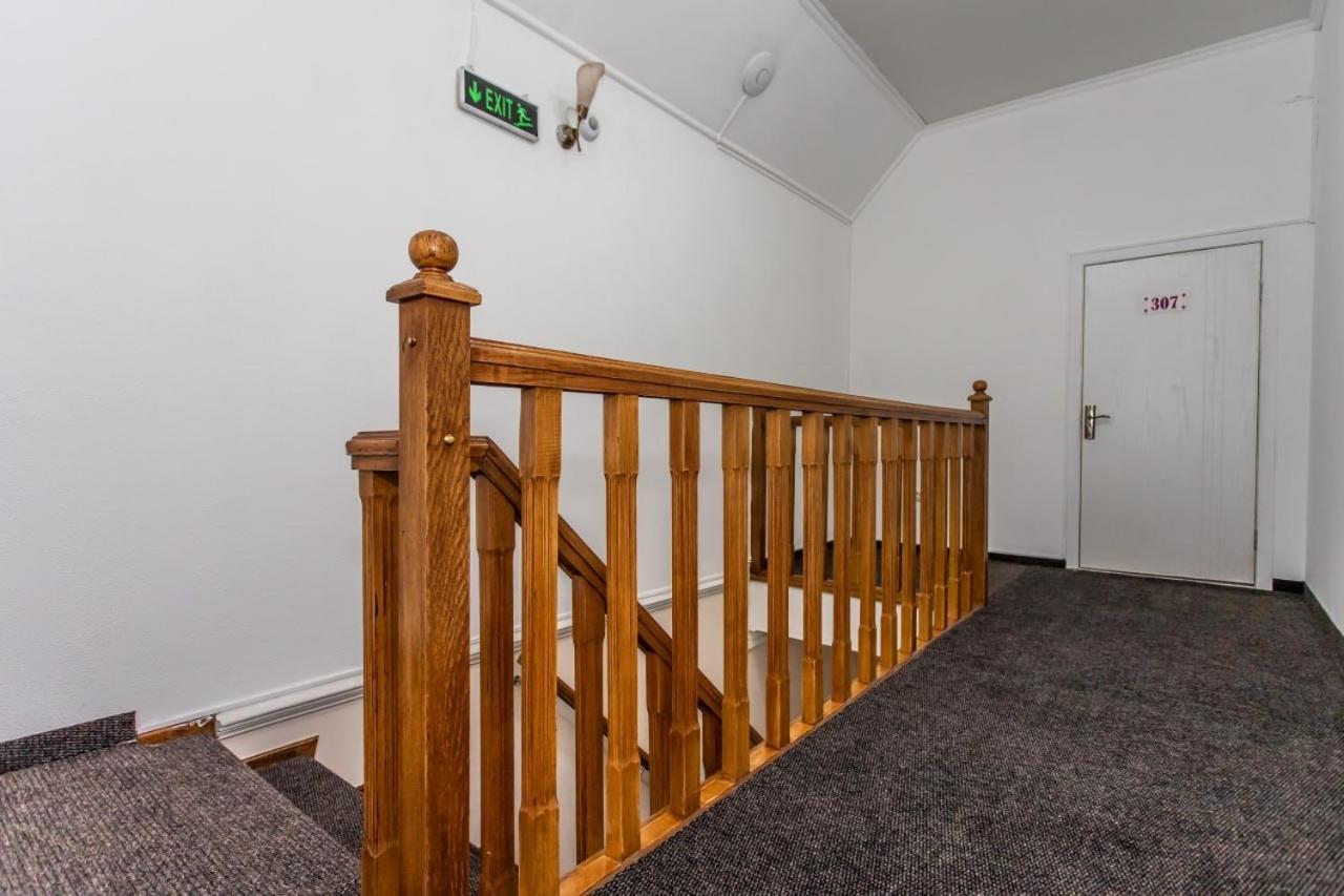 צ'יסינאו Star Rent Hotel מראה חיצוני תמונה
